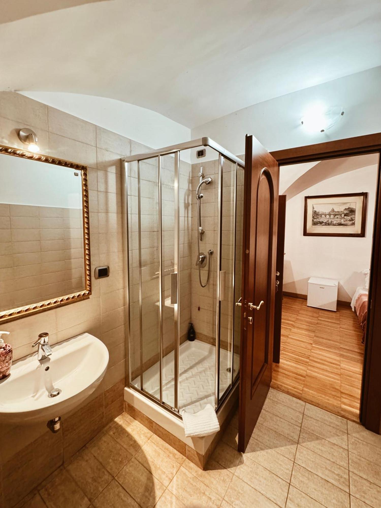 Residenza Tritone Luxury Trevi Fountain * Rom