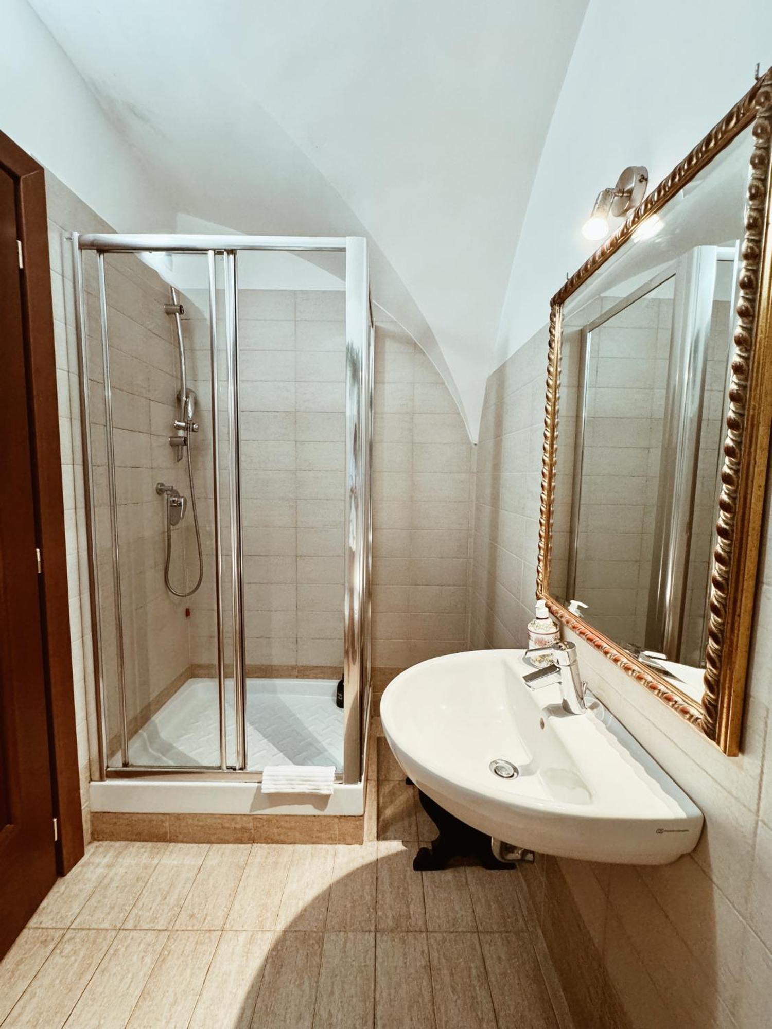 Residenza Tritone Luxury Trevi Fountain Gasthof Rom