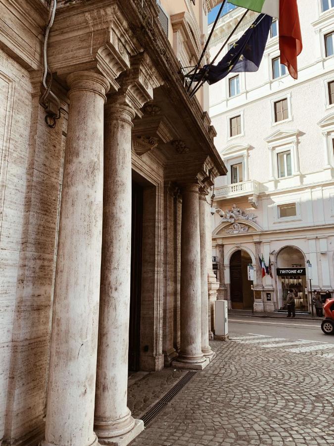 Affittacamere Residenza Tritone A Fontana Di Trevi