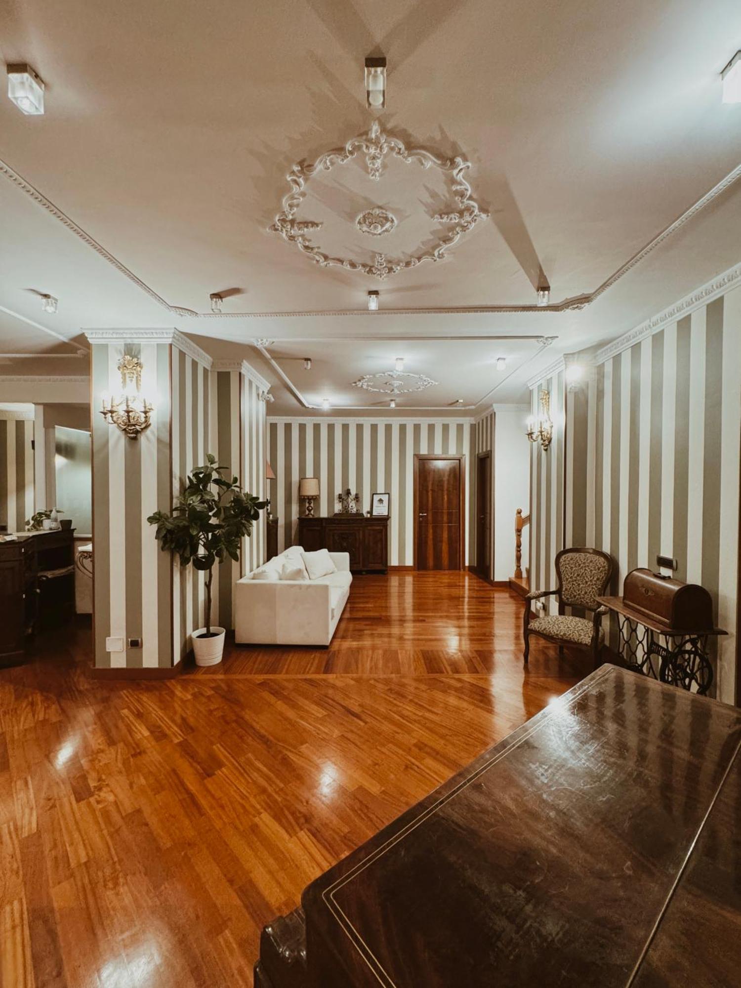 Residenza Tritone Luxury Trevi Fountain Roma
